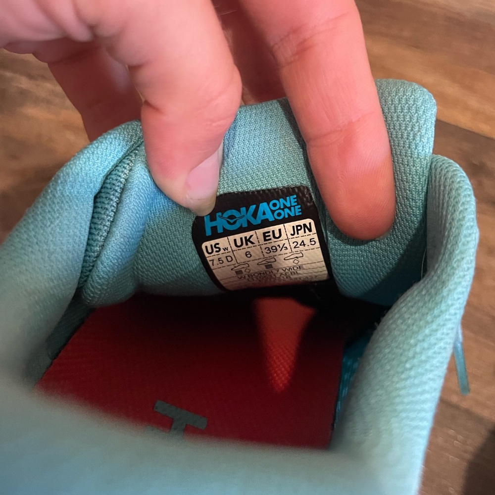 Hoka one one Bondi 7 max cushioned road running shoe sneakers - Picture 6 of 6